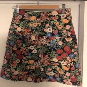 Zara floral skirt size S